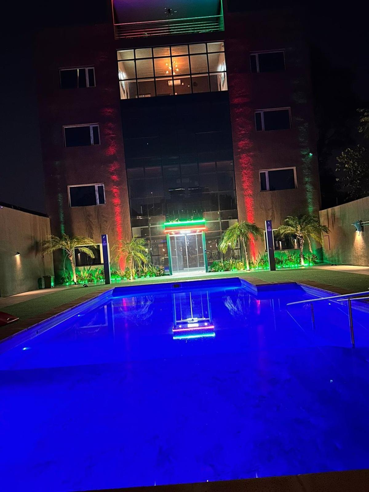 Hotel Boutique Genova Puerto Iguazú Zewnętrze zdjęcie